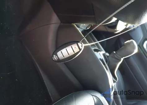 2018 Nissan Rogue S z USA, uszkodzony, nr VIN JN8AT2MT4JW464701